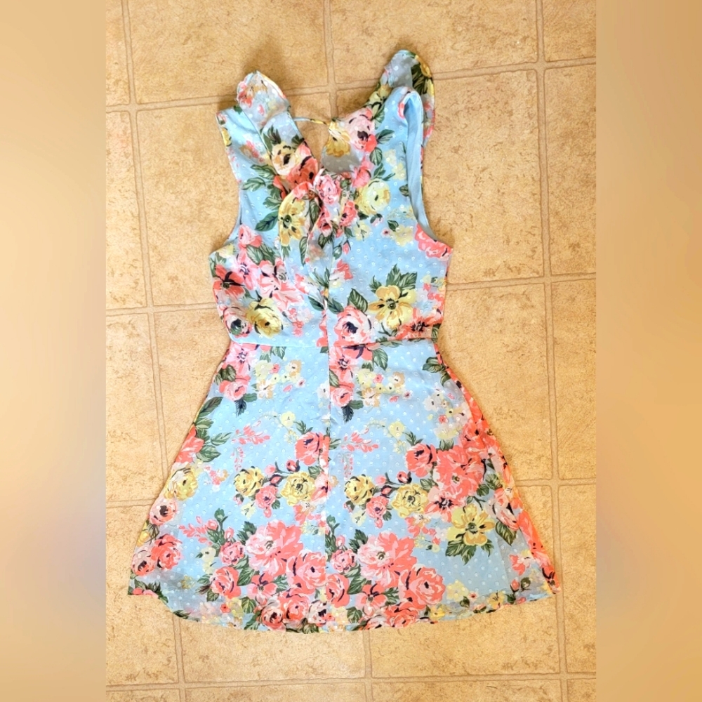 Floral A line floral wrap dress design size Small short spring summer dress.